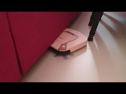 Philips FC879501 SmartPro Easy Vacumning Under Sofa