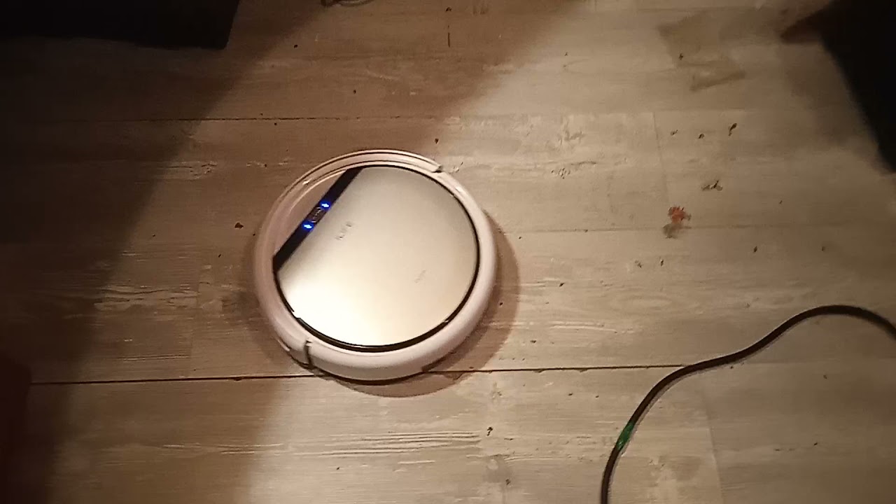 Робот пылесос iLife V50